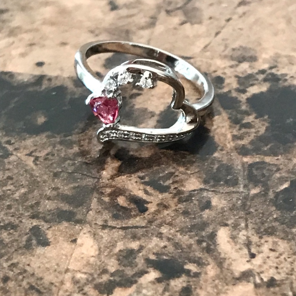 Sterling Silver Heart Shaped Ring - Picture 5 of 6